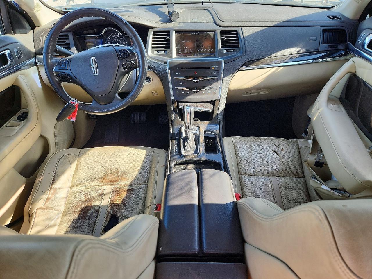 2013 LINCOLN MKS photo 8