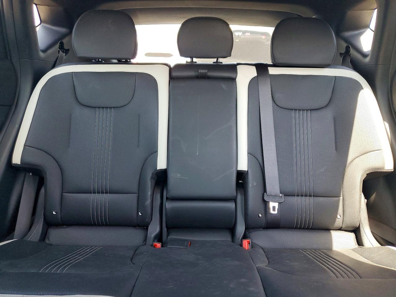 2023 KIA EV6 photo 28
