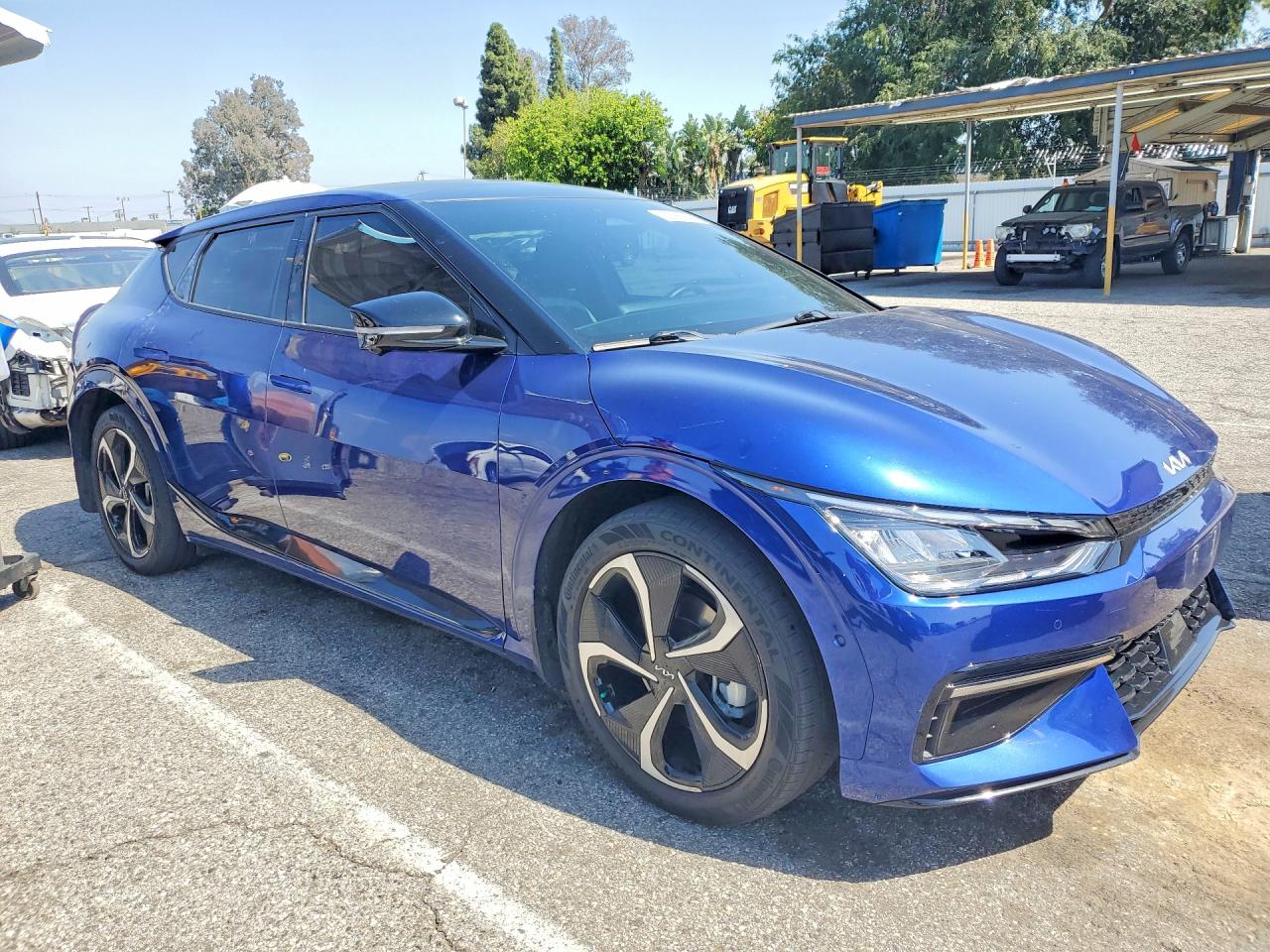 2023 KIA EV6 photo 10