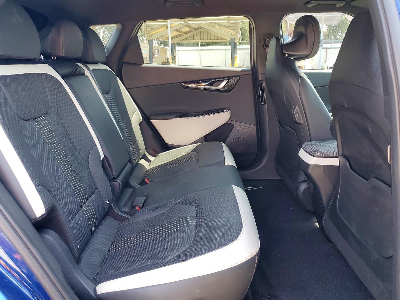 2023 KIA EV6 photo 31