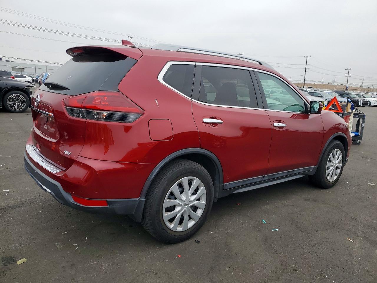 2018 NISSAN ROGUE SV photo 7