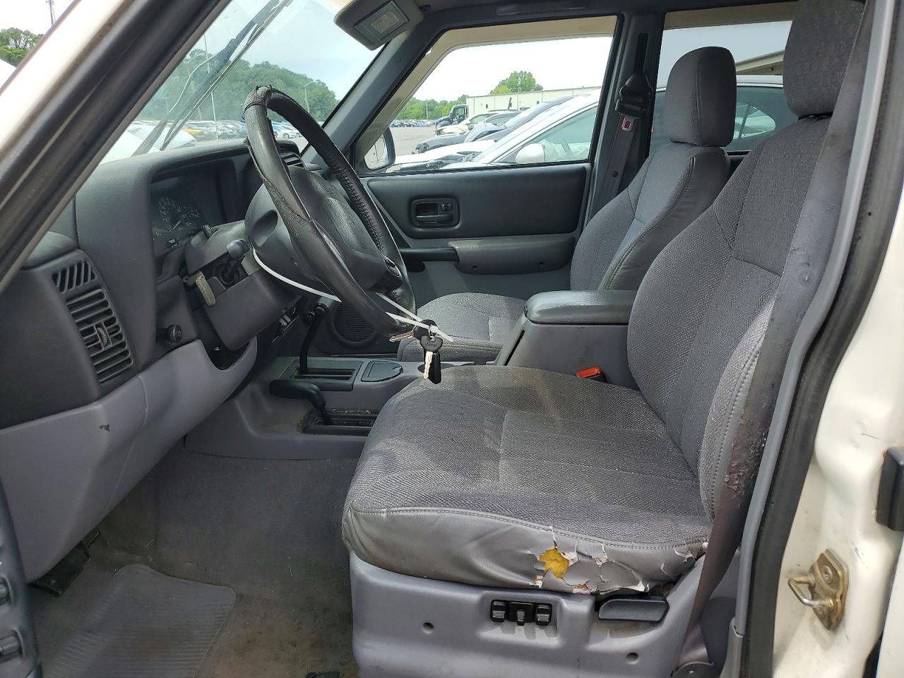 1998 JEEP CHEROKEE SPORT photo 13