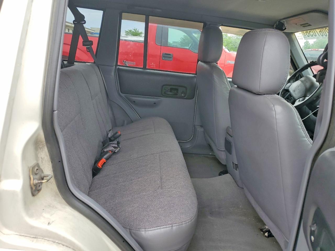 1998 JEEP CHEROKEE SPORT photo 19