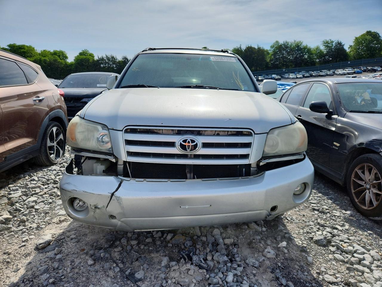 2005 TOYOTA HIGHLANDER LIMITED photo 9