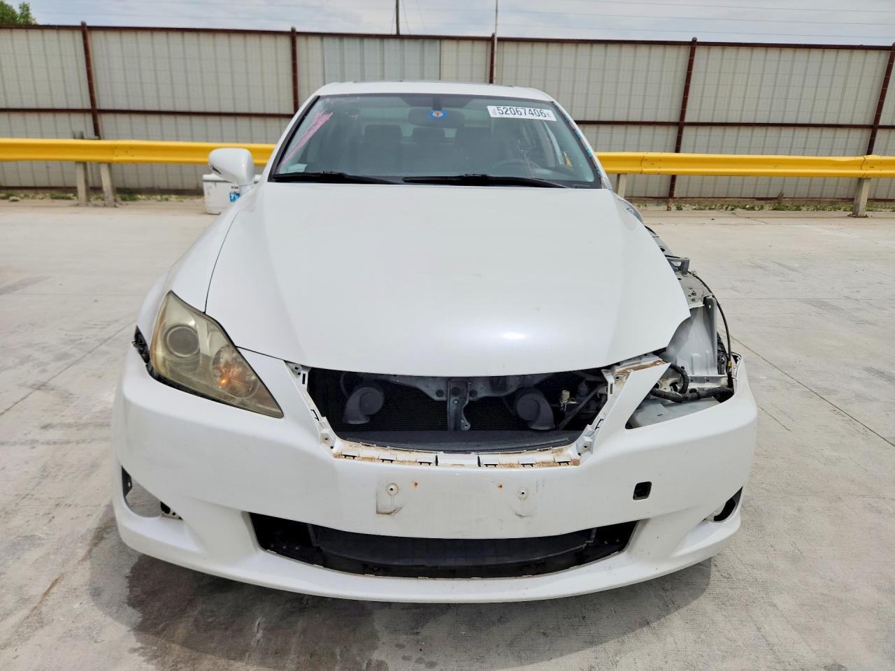 2010 LEXUS IS 250 photo 13