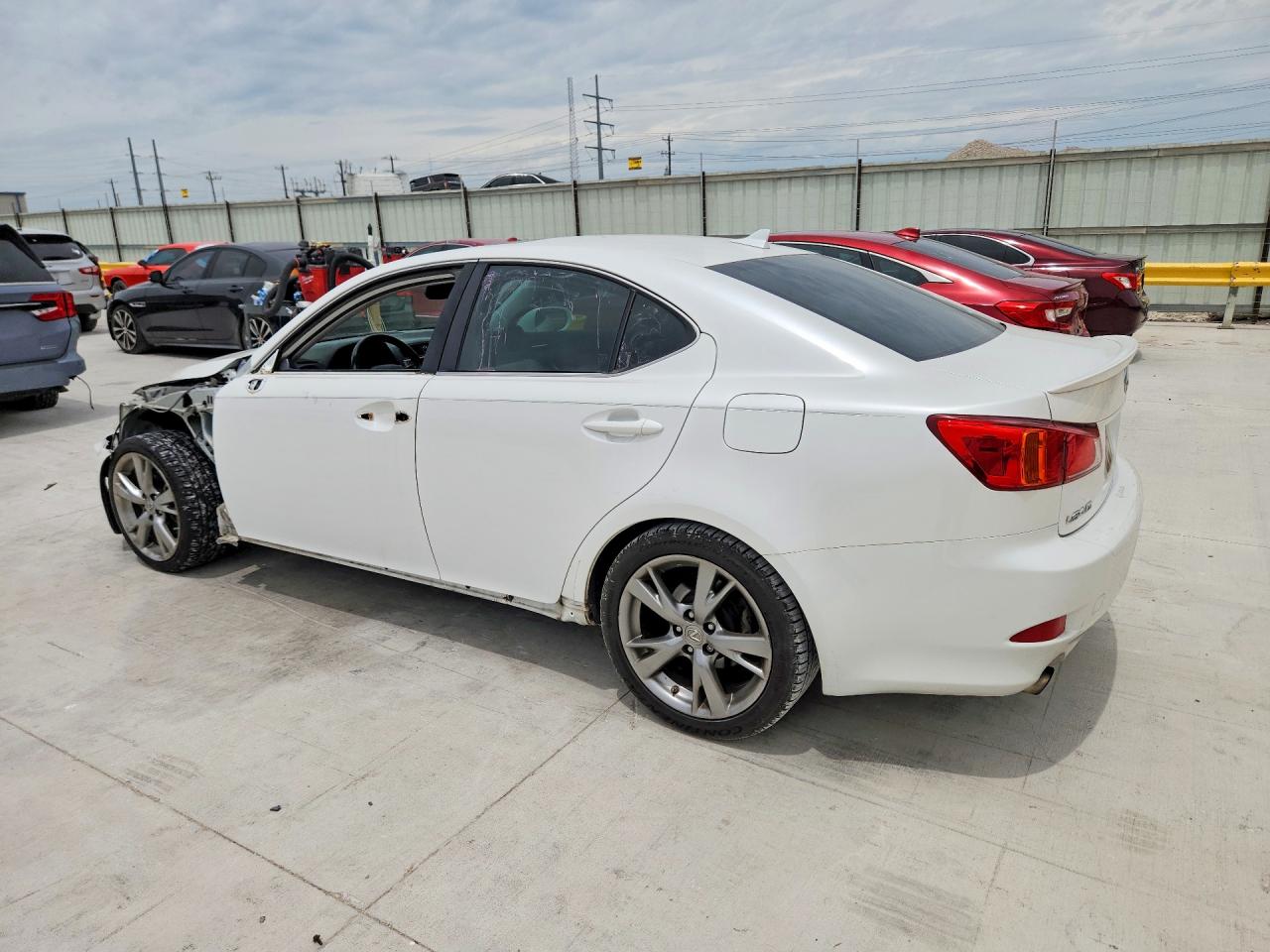 2010 LEXUS IS 250 photo 4