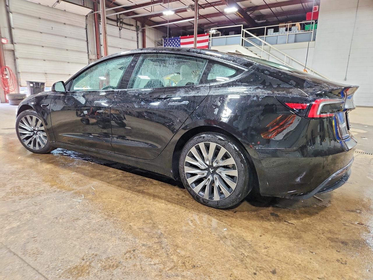 2024 TESLA MODEL 3 photo 4