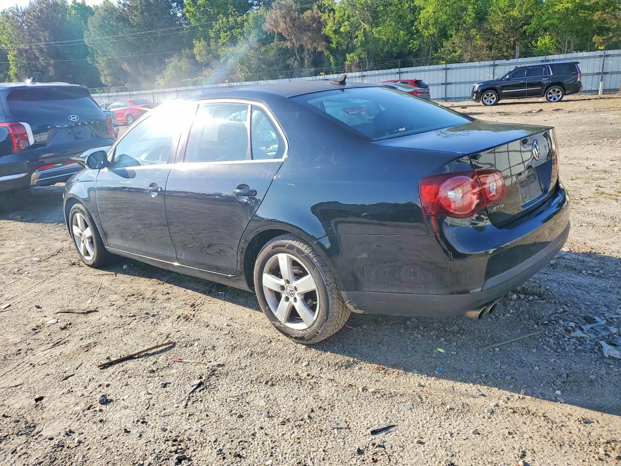 2009 VOLKSWAGEN JETTA SE photo 2
