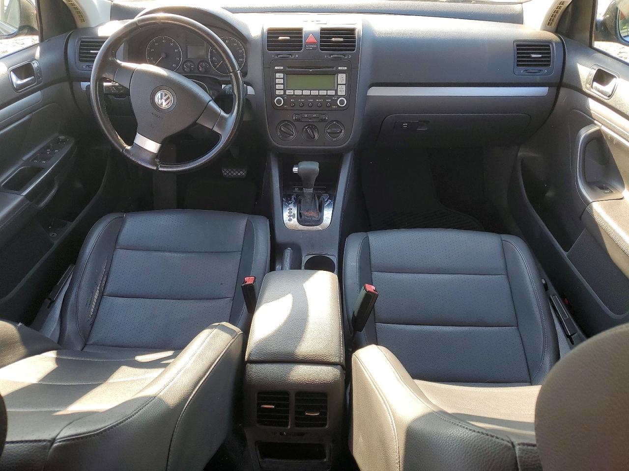 2009 VOLKSWAGEN JETTA SE photo 8