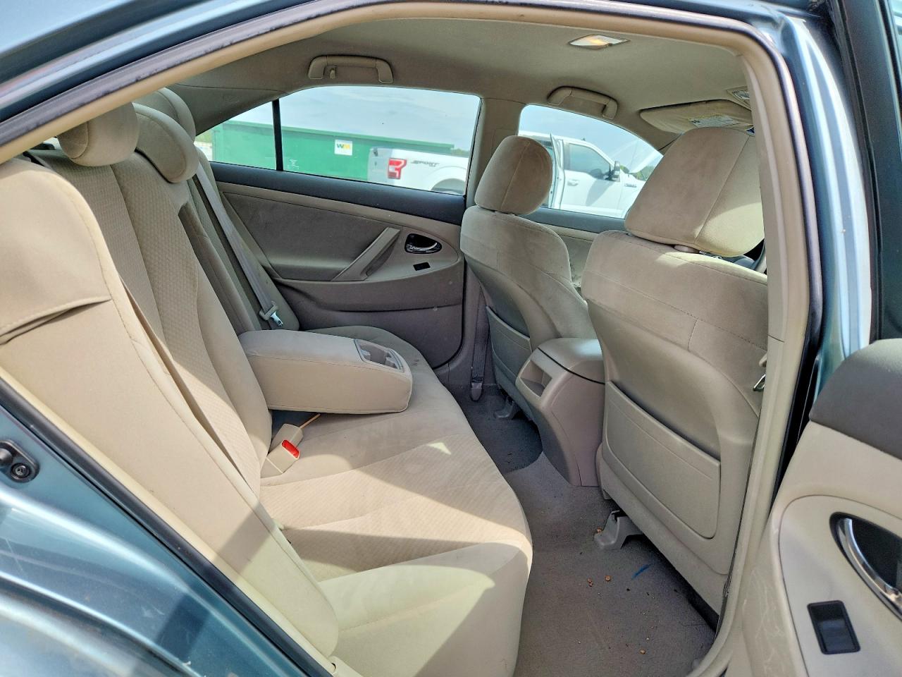 2009 TOYOTA CAMRY LE photo 10