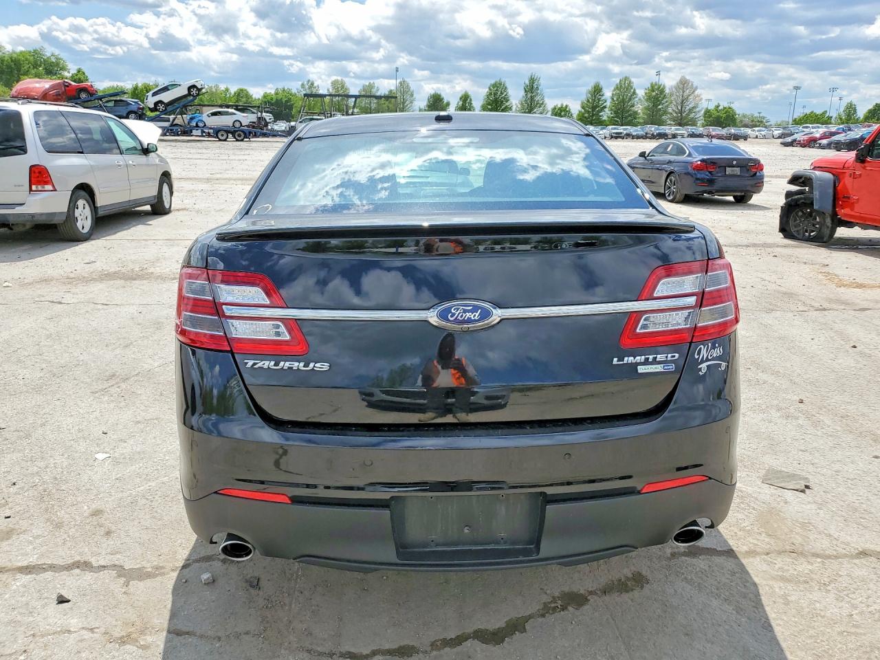 2018 FORD TAURUS LIMITED photo 11