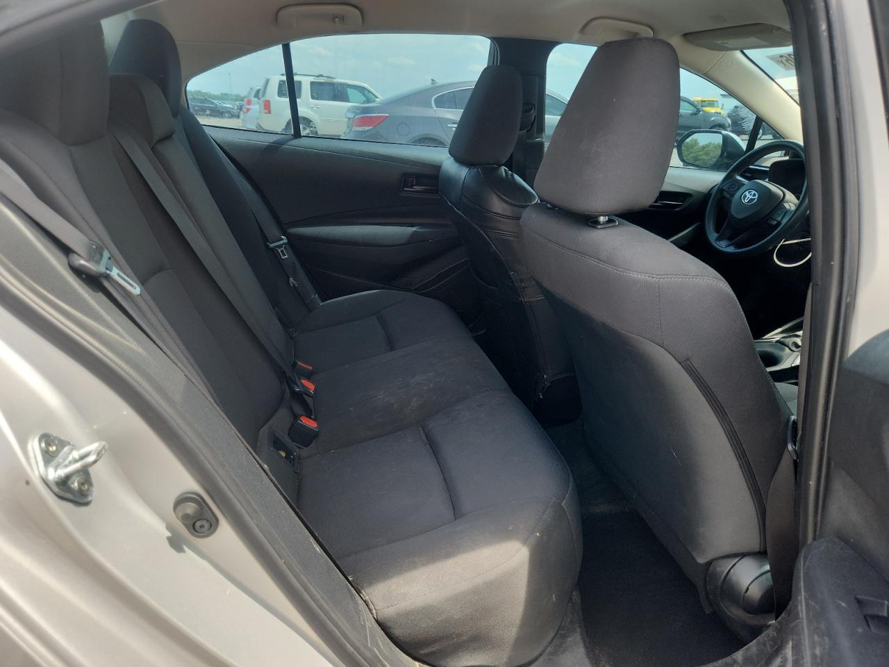 2023 TOYOTA COROLLA LE photo 19