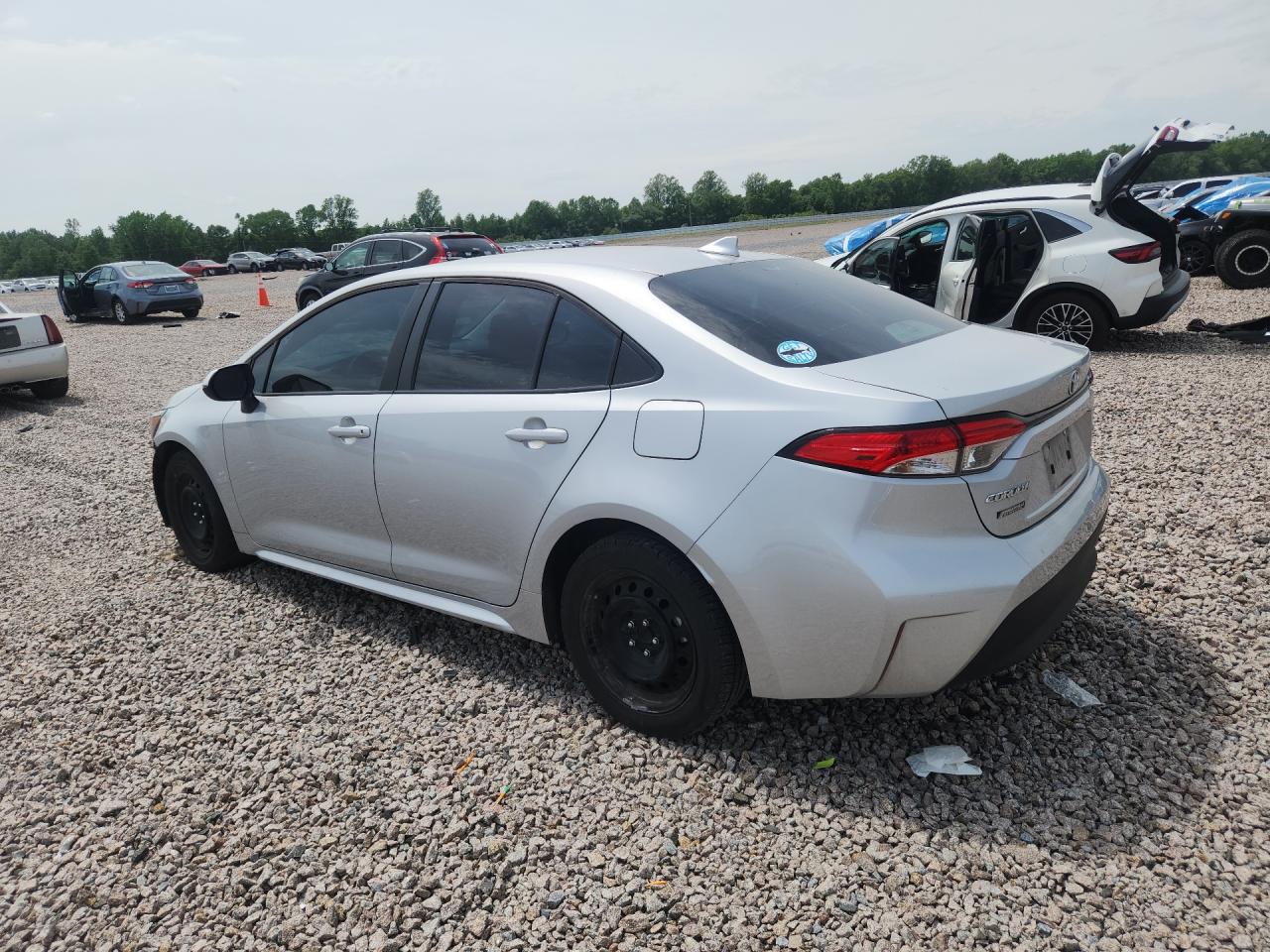 2023 TOYOTA COROLLA LE photo 3