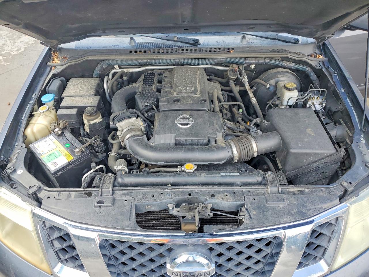 2010 NISSAN PATHFINDER S photo 12