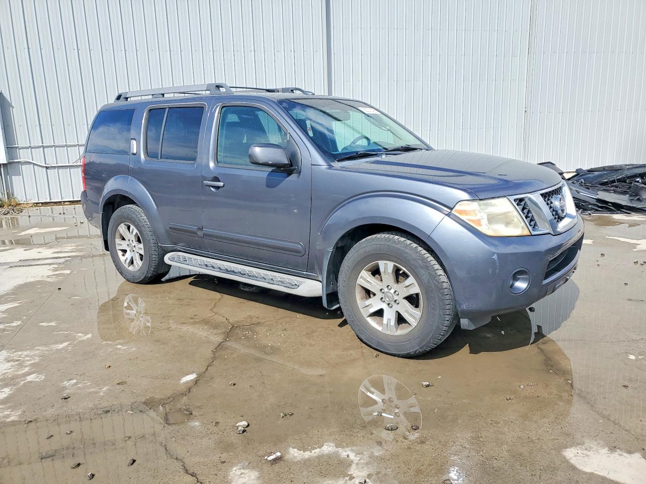 2010 NISSAN PATHFINDER S photo 4