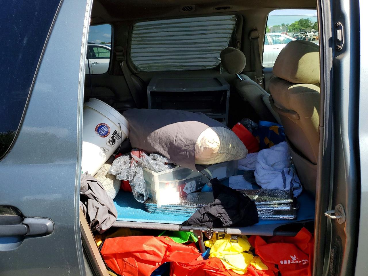 1999 TOYOTA SIENNA LE photo 21