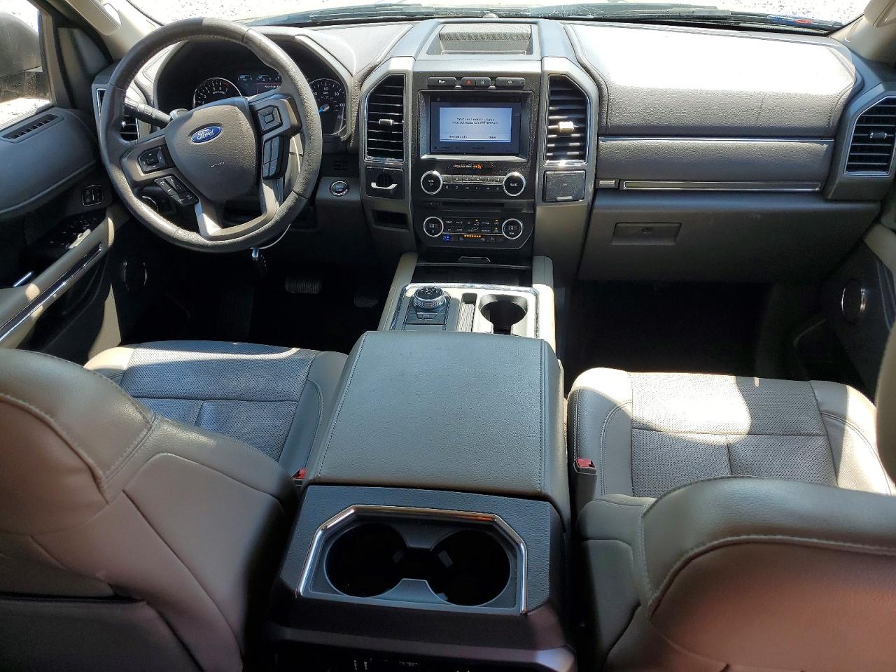 2018 FORD EXPEDITION XLT photo 22