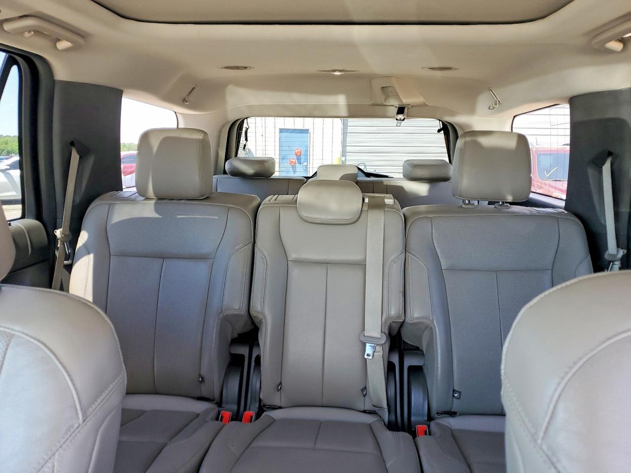 2018 FORD EXPEDITION XLT photo 28