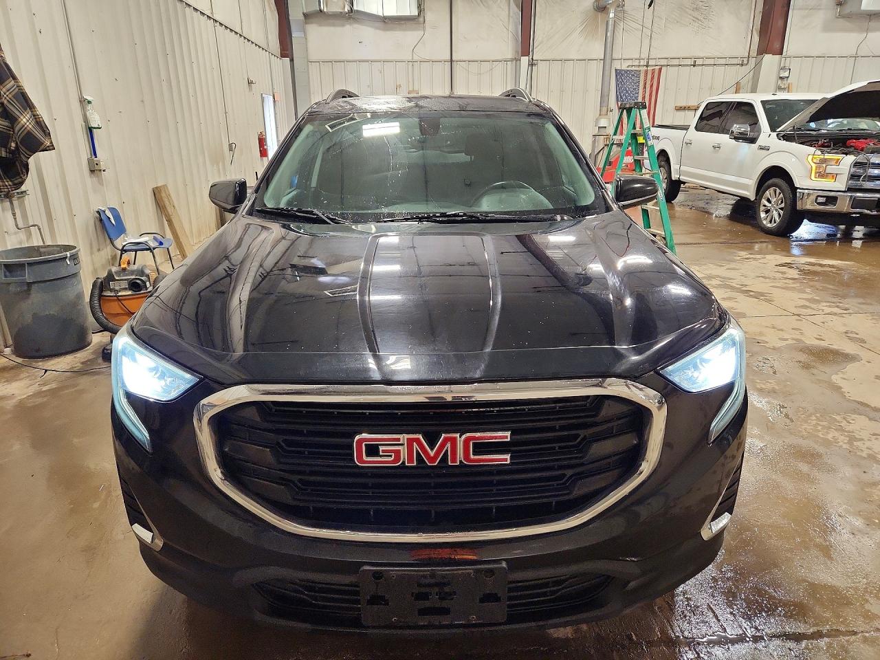 2019 GMC TERRAIN SLE photo 9