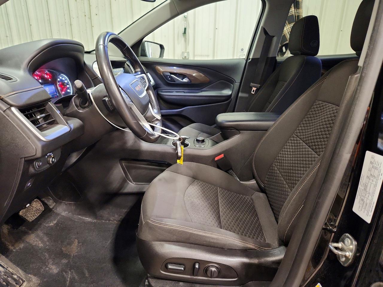 2019 GMC TERRAIN SLE photo 13