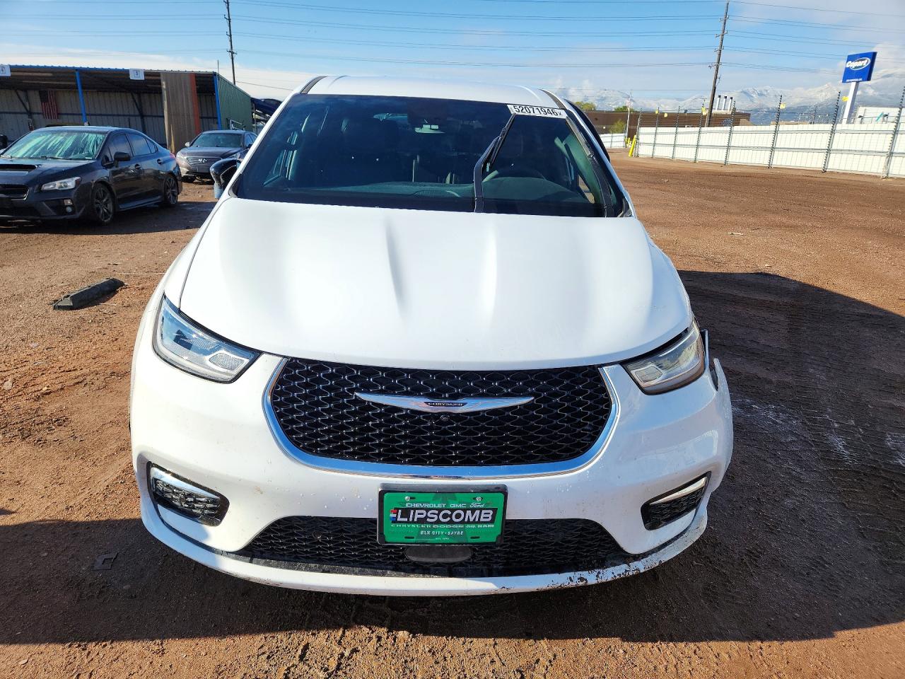 2025 CHRYSLER PACIFICA SELECT photo 9