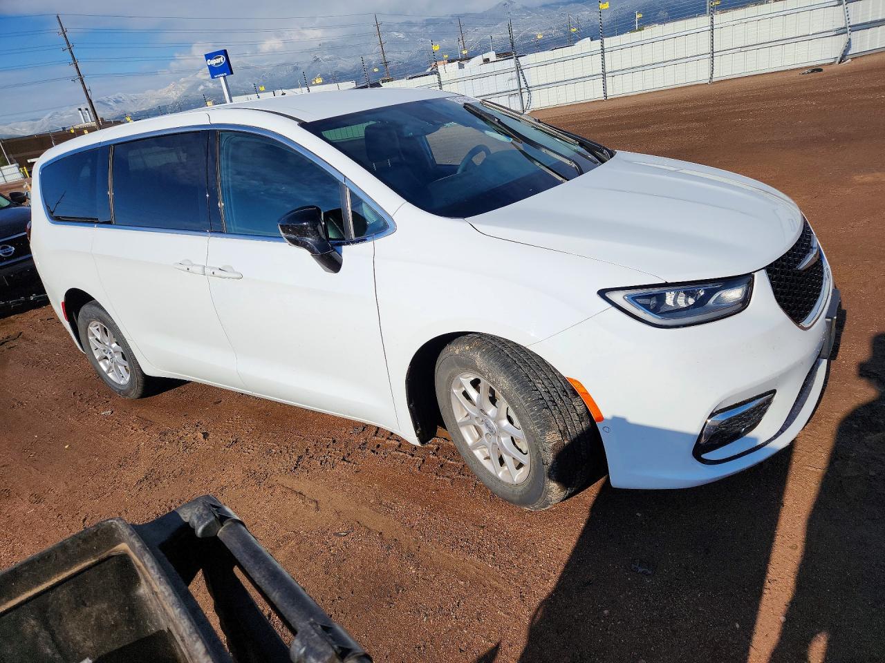2025 CHRYSLER PACIFICA SELECT photo 7