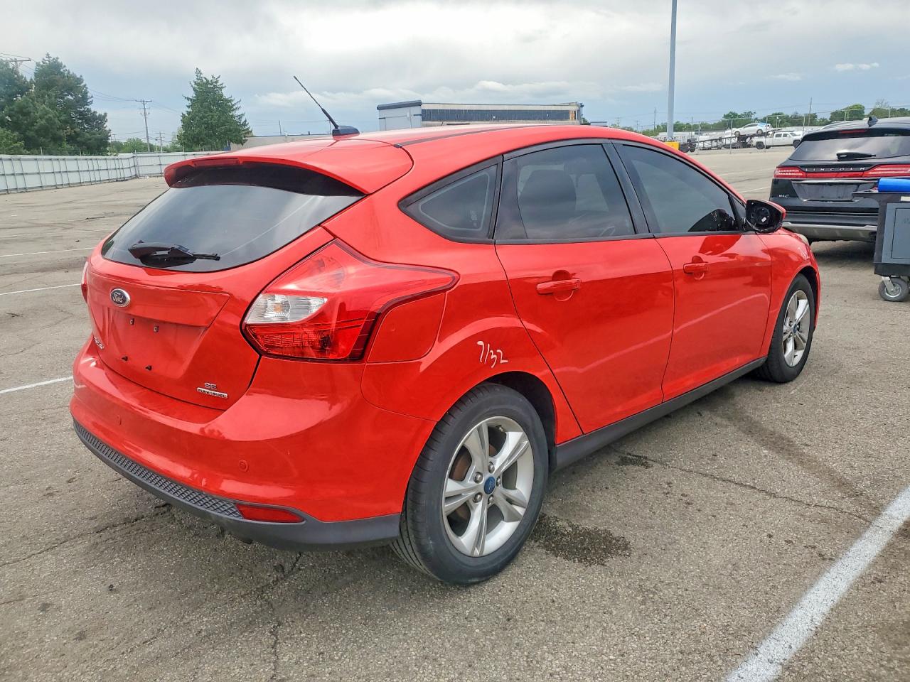 2013 FORD FOCUS SE photo 5