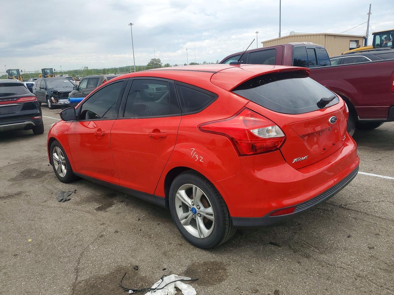 2013 FORD FOCUS SE photo 3