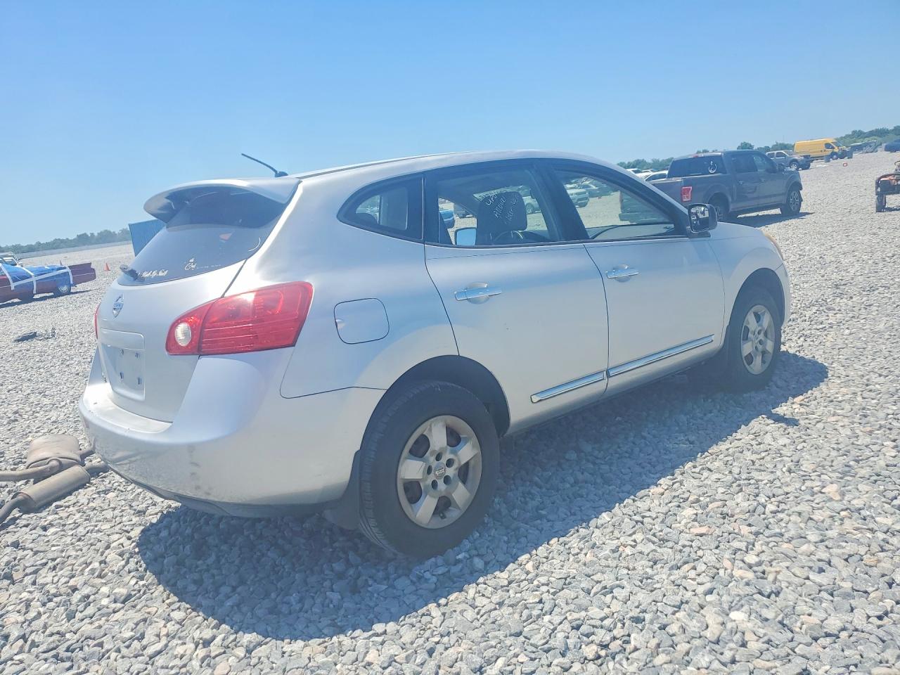 2011 NISSAN ROGUE S photo 3