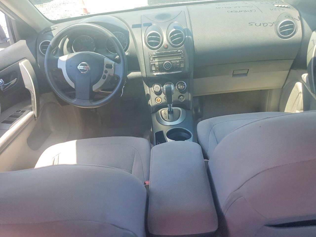 2011 NISSAN ROGUE S photo 8
