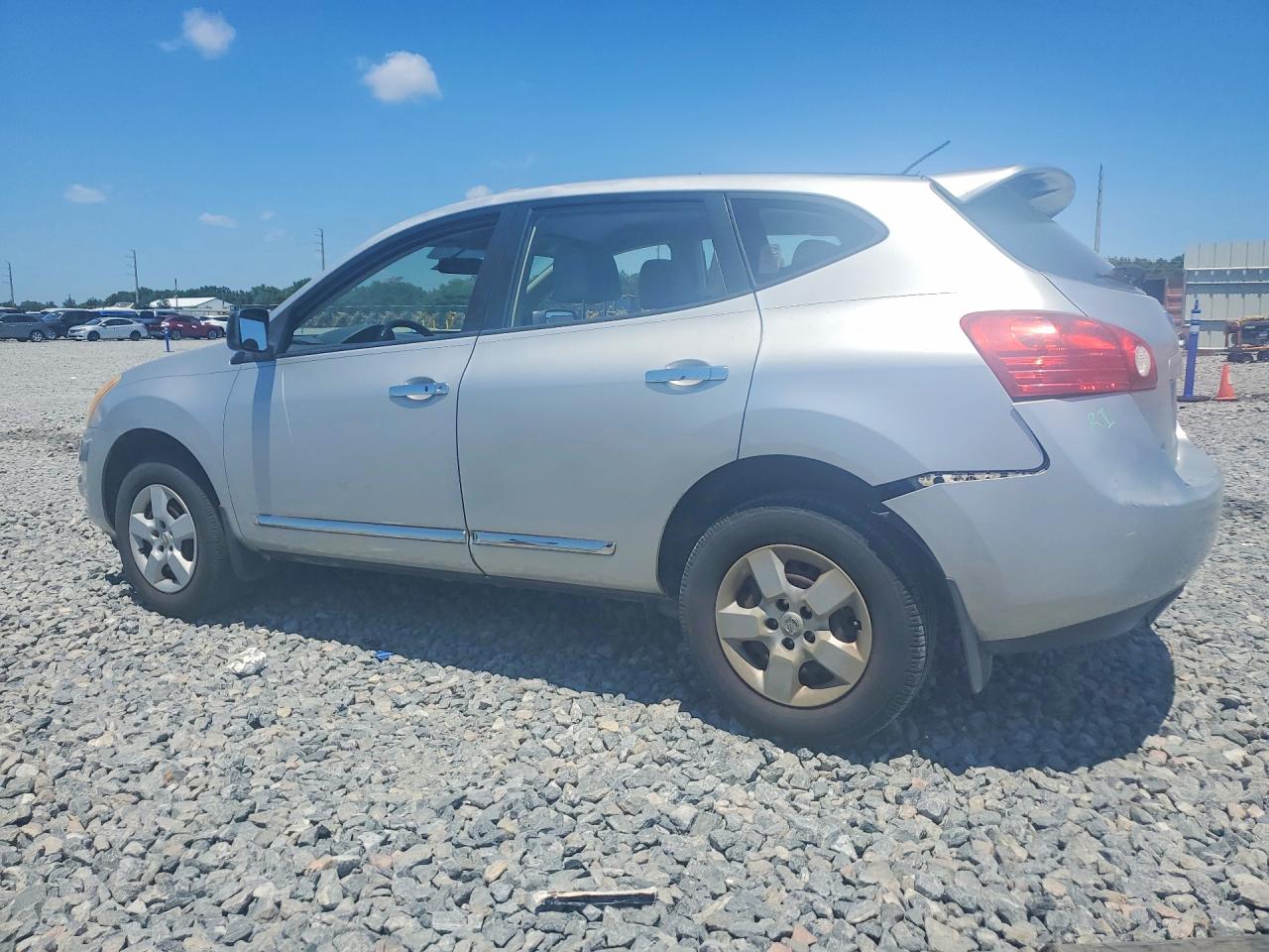 2011 NISSAN ROGUE S photo 2