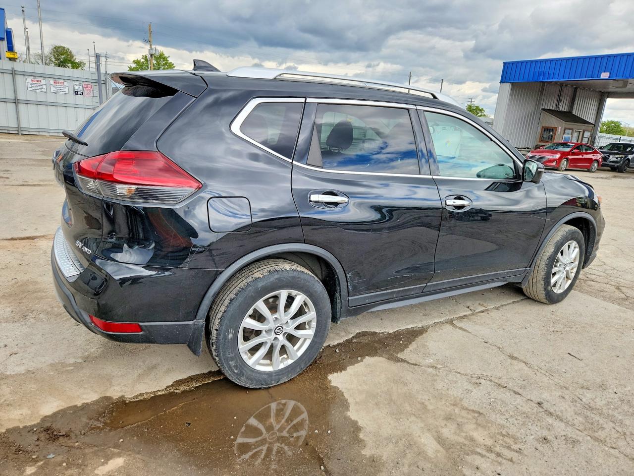 2018 NISSAN ROGUE SV photo 5