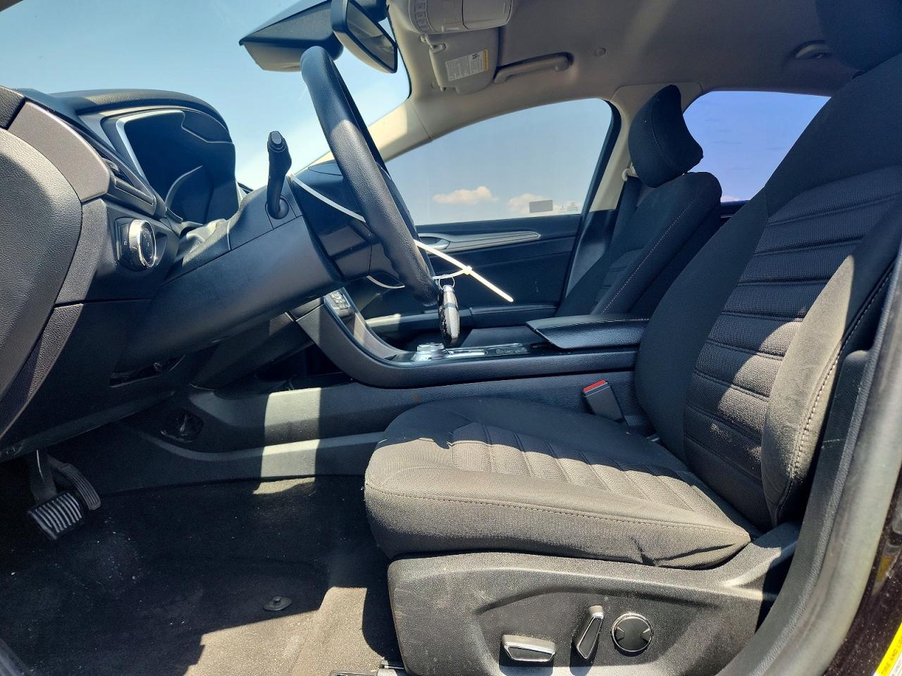 2019 FORD FUSION SE photo 19