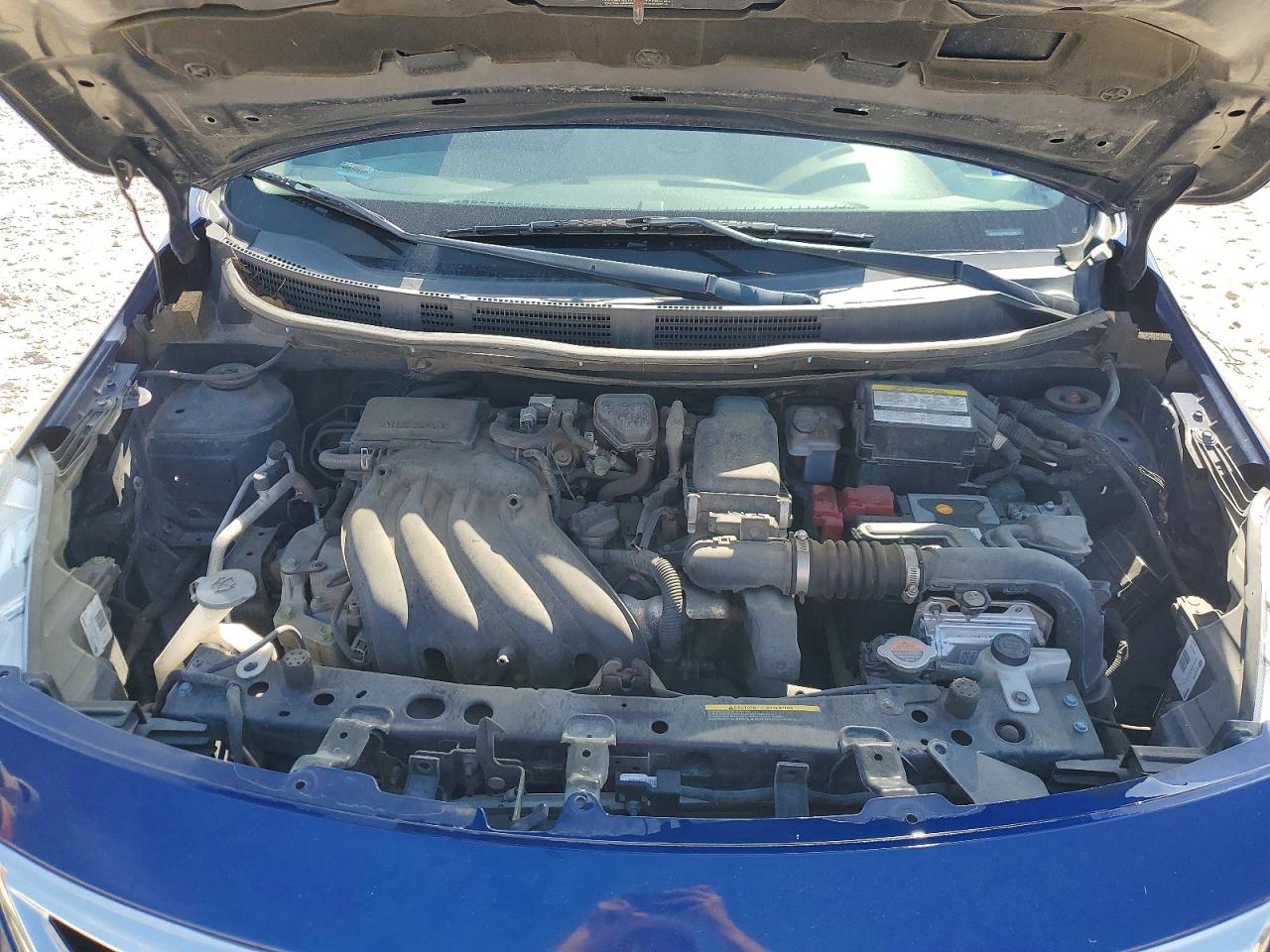 2019 NISSAN VERSA SV photo 21