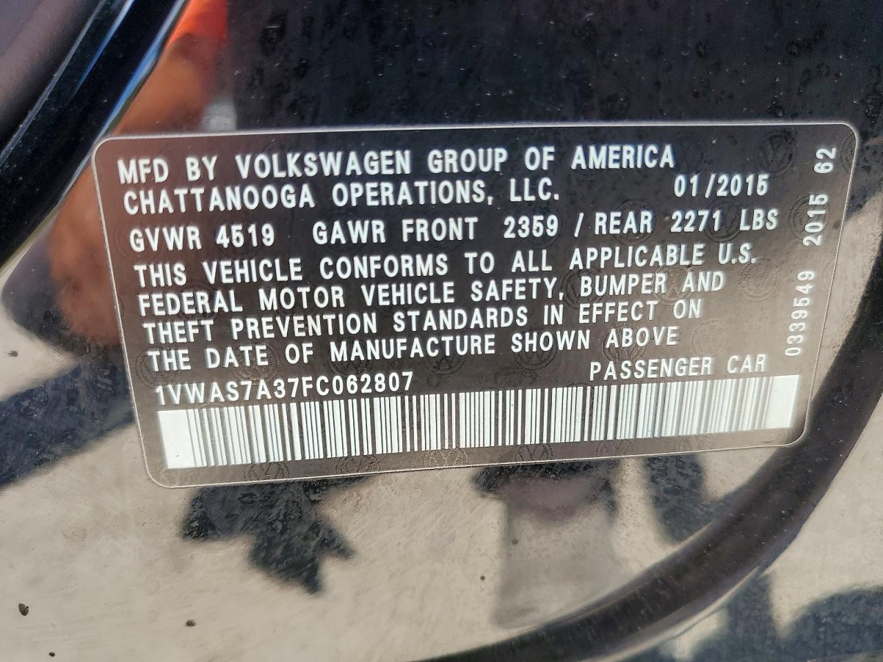 2015 VOLKSWAGEN PASSAT S photo 12