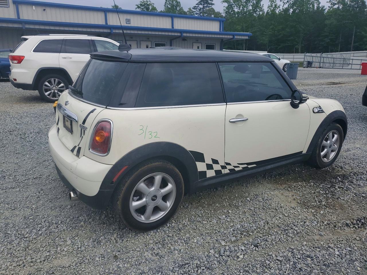 2010 MINI COOPER photo 5