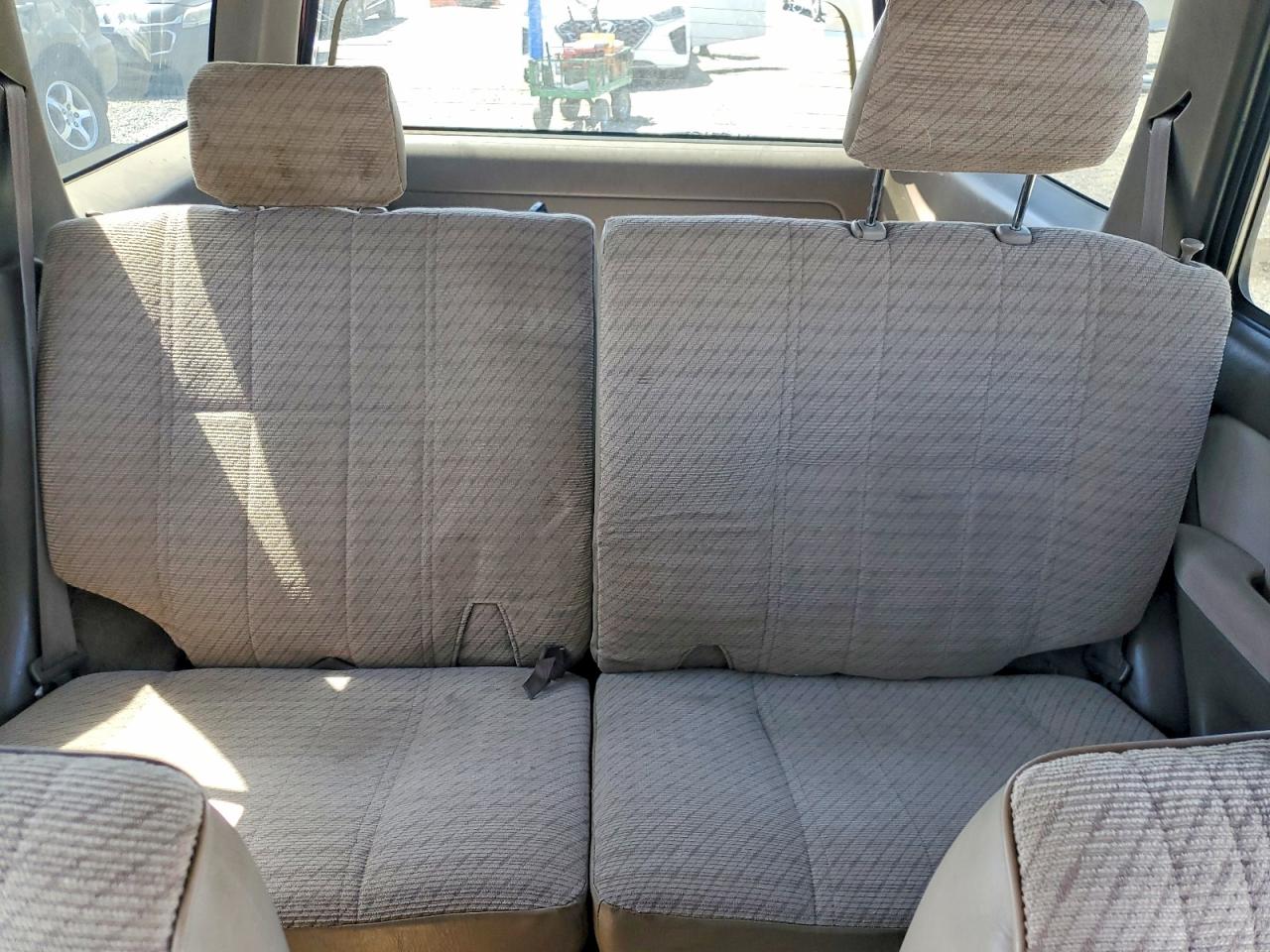 1996 TOYOTA 4RUNNER SR5 photo 19