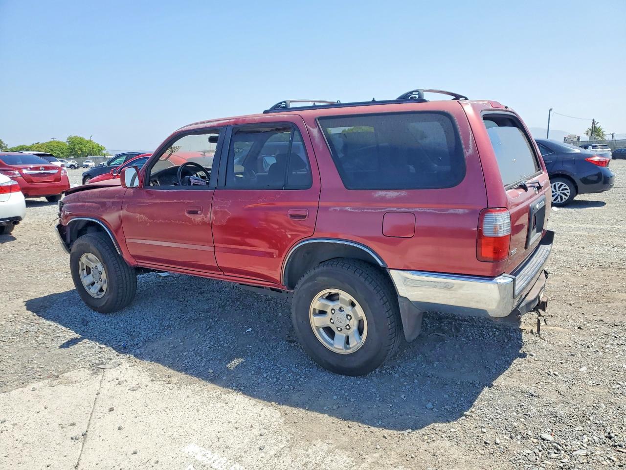 1996 TOYOTA 4RUNNER SR5 photo 3