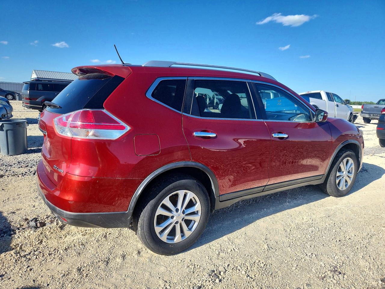 2016 NISSAN ROGUE photo 5