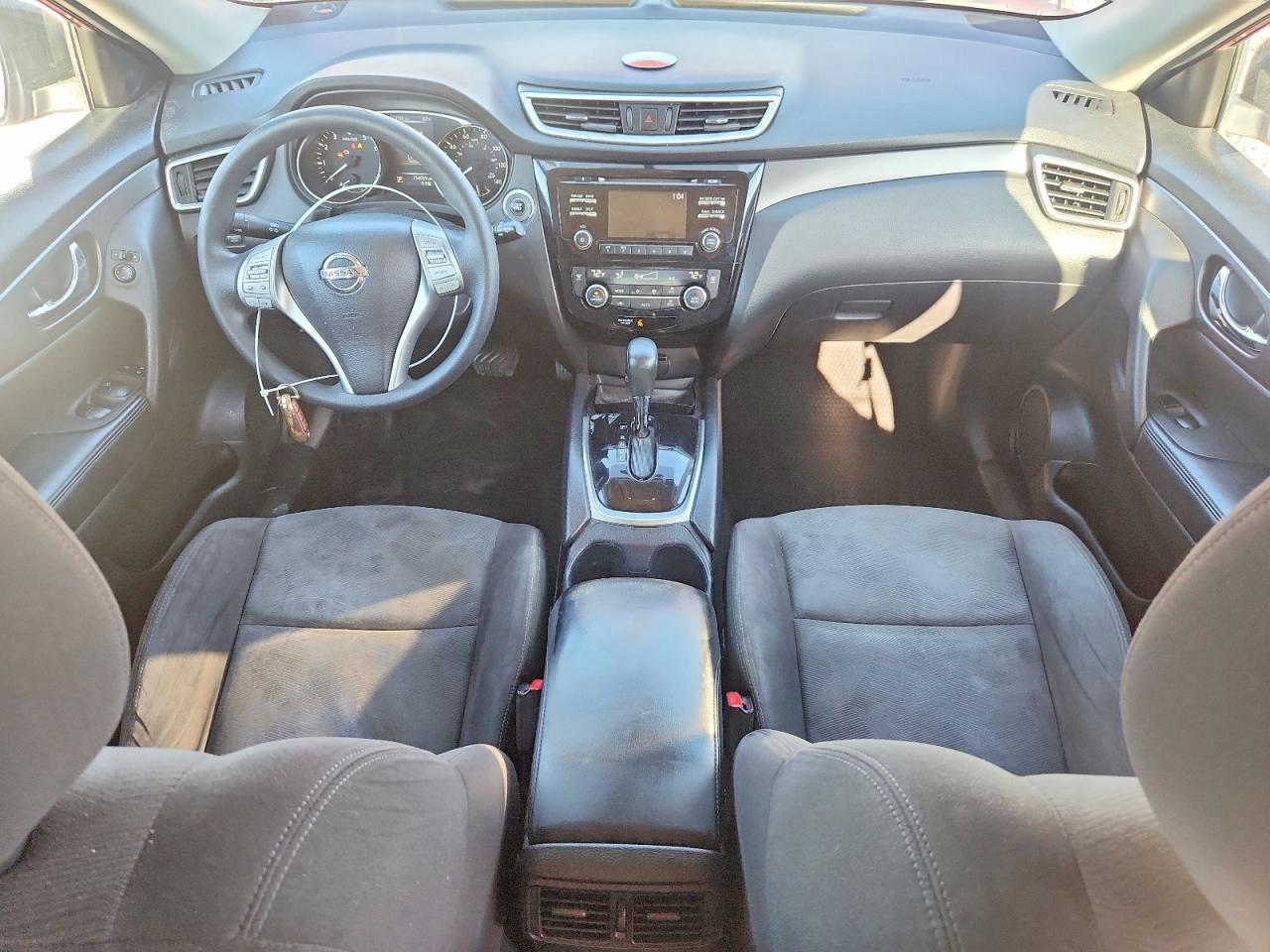 2016 NISSAN ROGUE photo 15