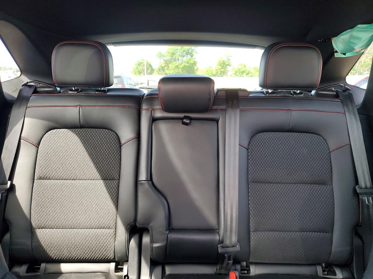 2025 FORD ESCAPE ST LINE photo 28