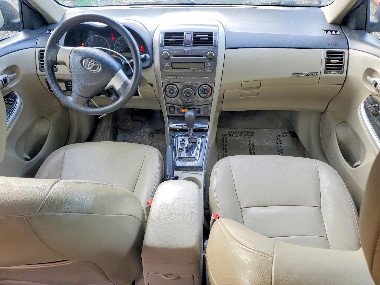 2011 TOYOTA COROLLA photo 22