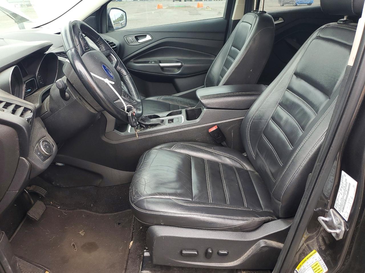 2017 FORD ESCAPE SE photo 19
