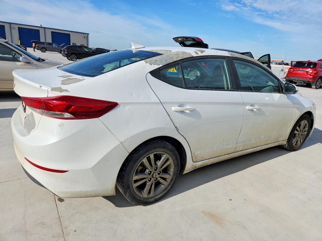 2018 HYUNDAI ELANTRA SEL photo 3