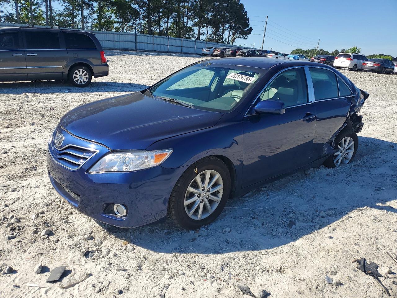 2011 TOYOTA CAMRY
