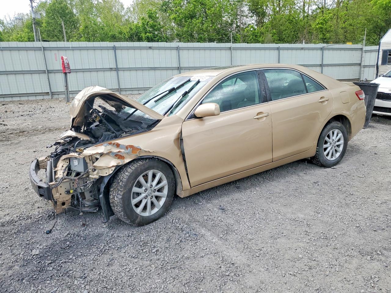 2010 TOYOTA CAMRY