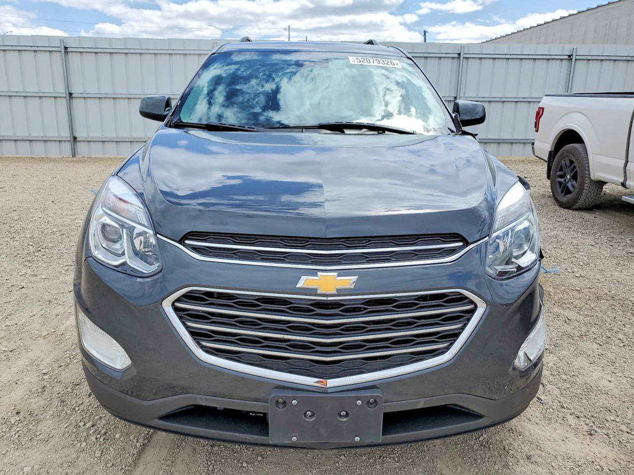 2017 CHEVROLET EQUINOX LT photo 5