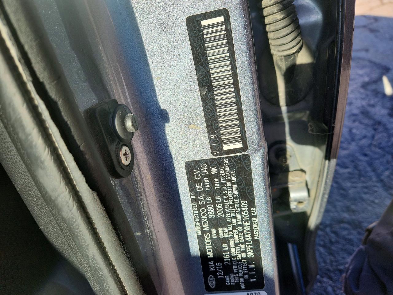 2017 KIA FORTE S photo 34