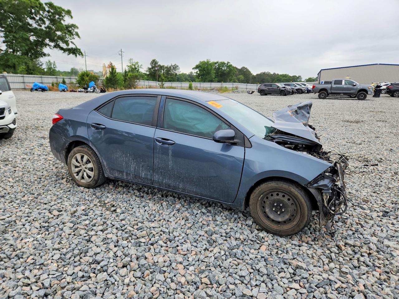 2014 TOYOTA COROLLA LE photo 10