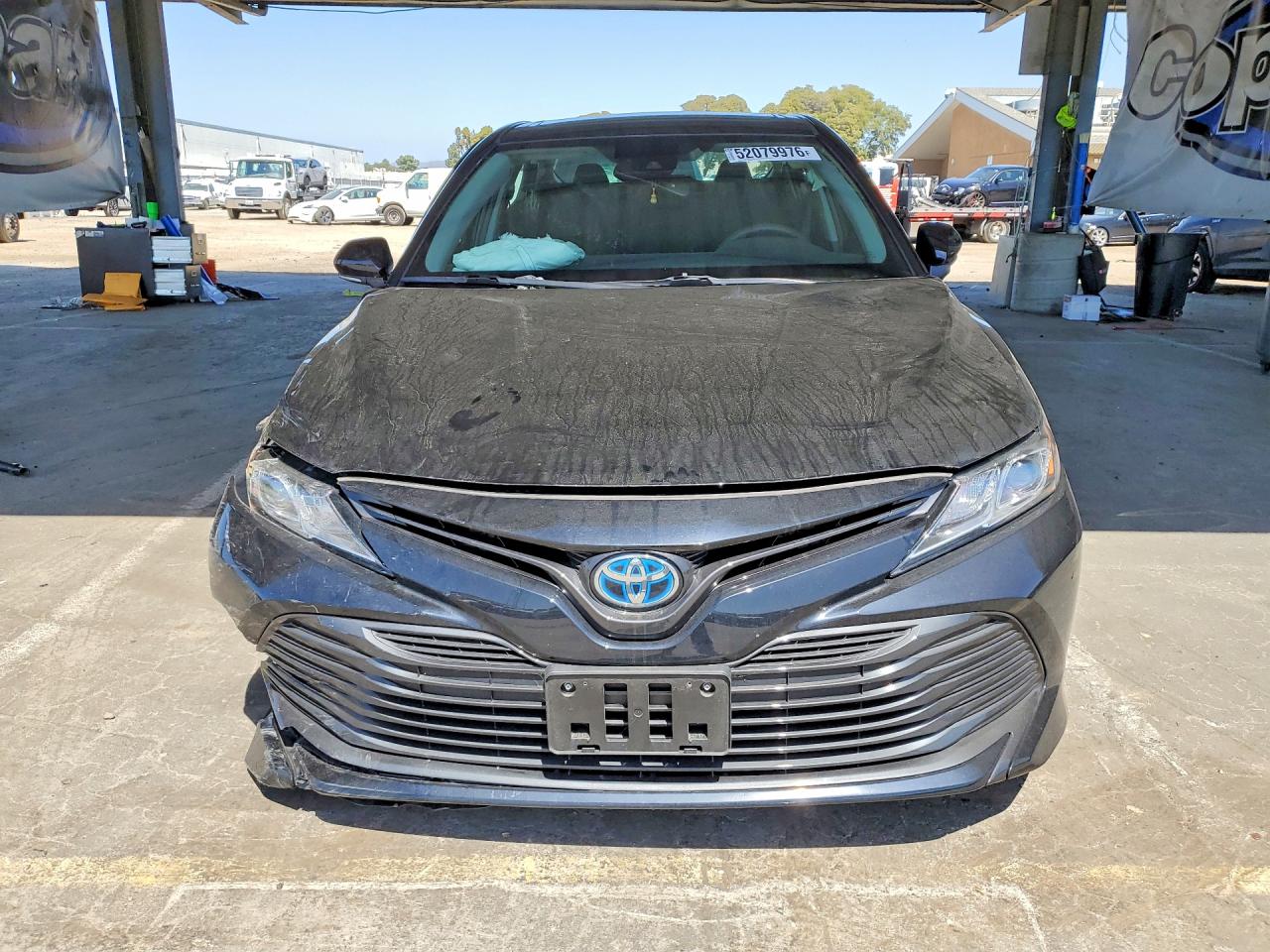 2020 TOYOTA CAMRY LE photo 13